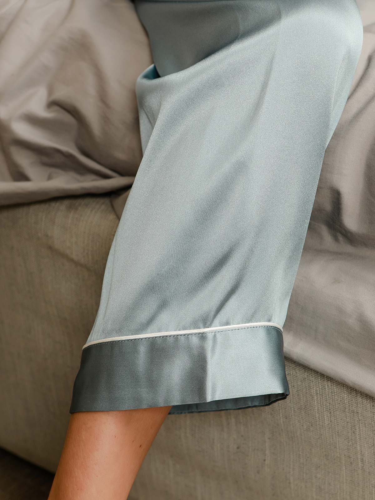 100% Mulberry Silk Long Sleeve Button Up Women's Pajamas Set - Image 36