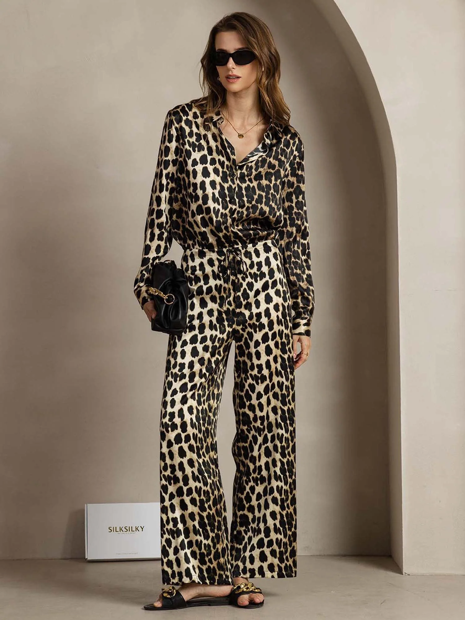 Women's 19Momme Silk Leopard Print Button-Up Shirt & Wide-Leg Pants Set - Image 5