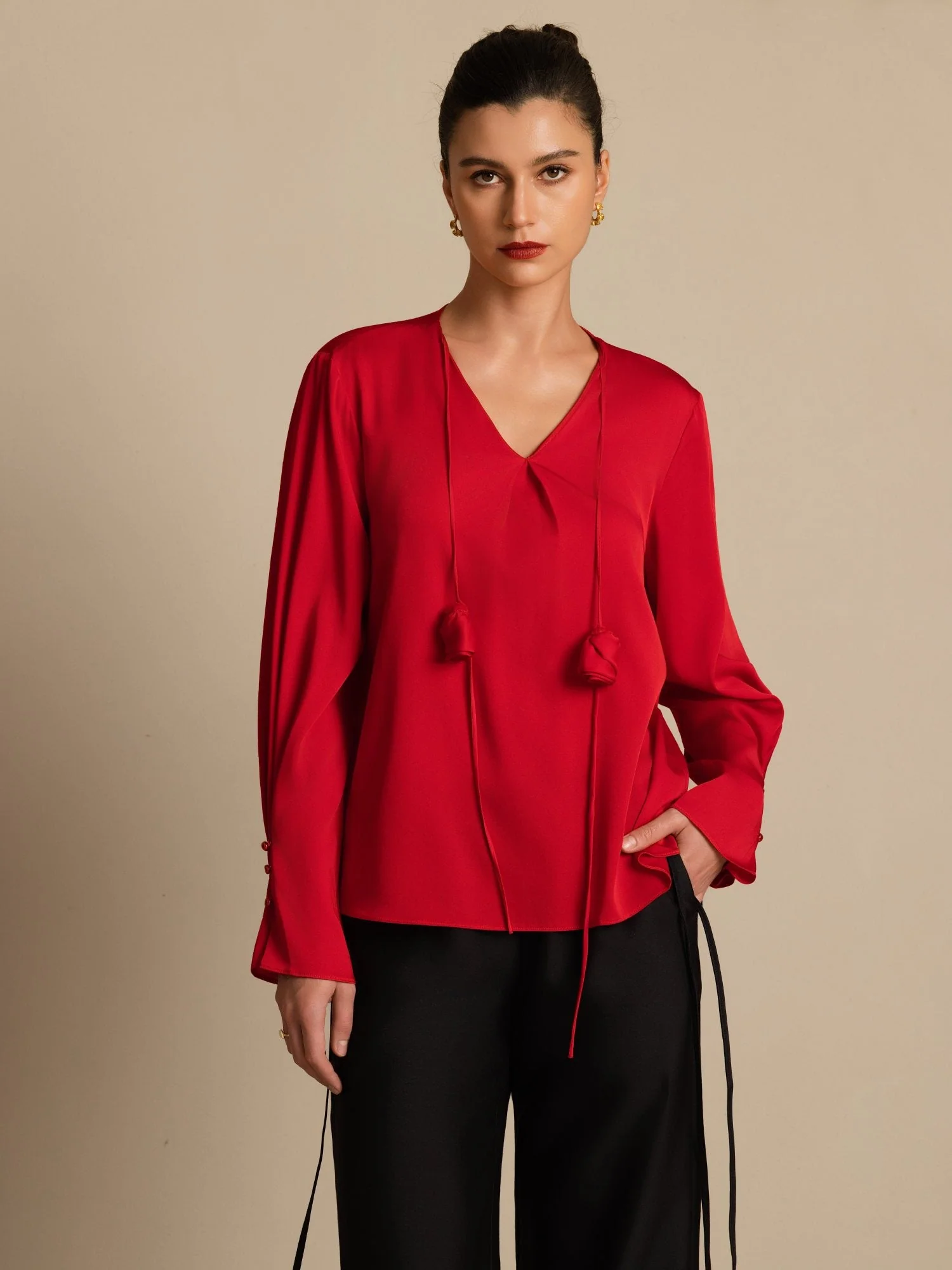 19Momme Silk Women's V Neck Long Sleeve Blouse With 3D Rose Detail - Image 15