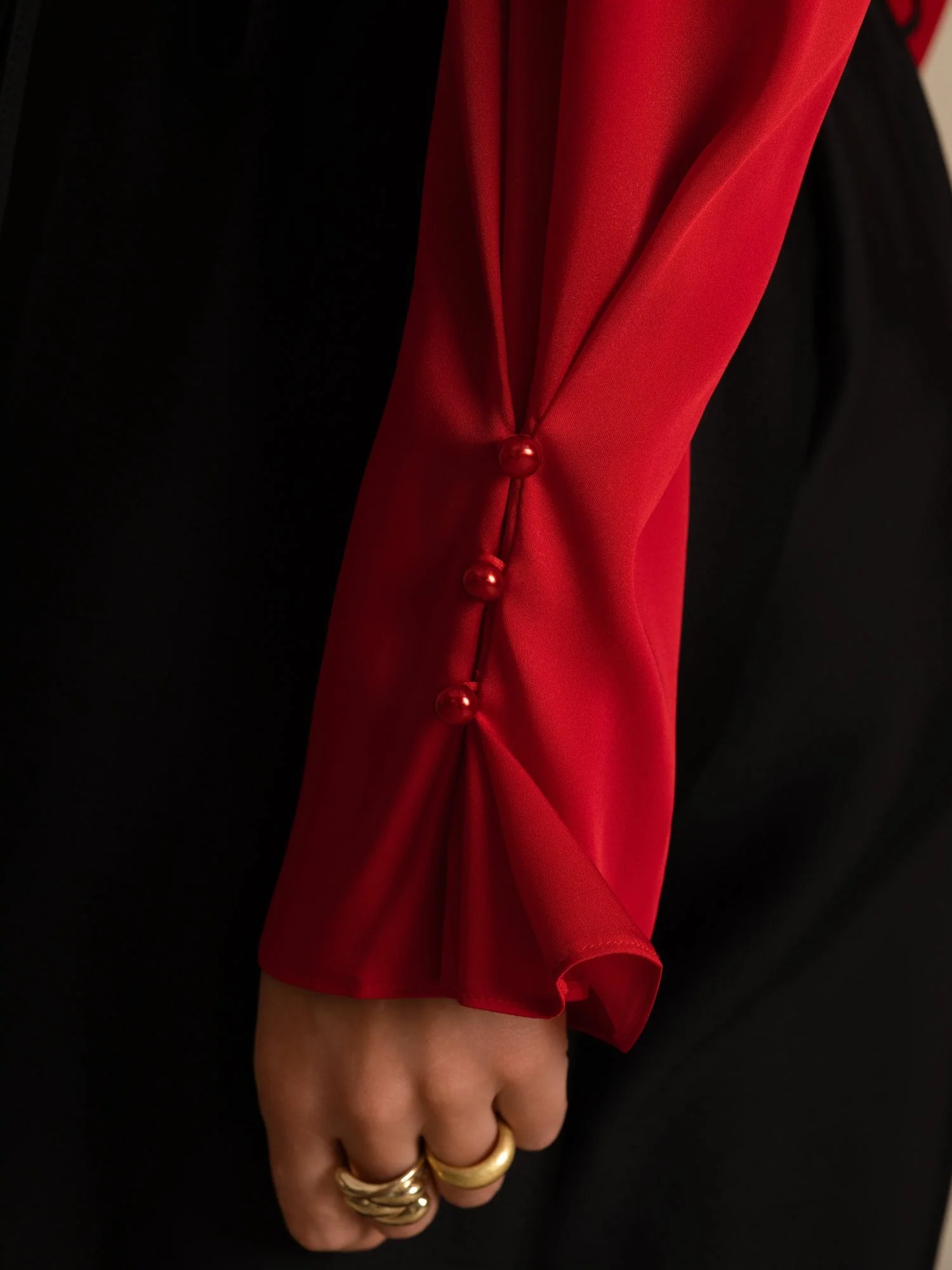 19Momme Silk Women's V Neck Long Sleeve Blouse With 3D Rose Detail - Image 20