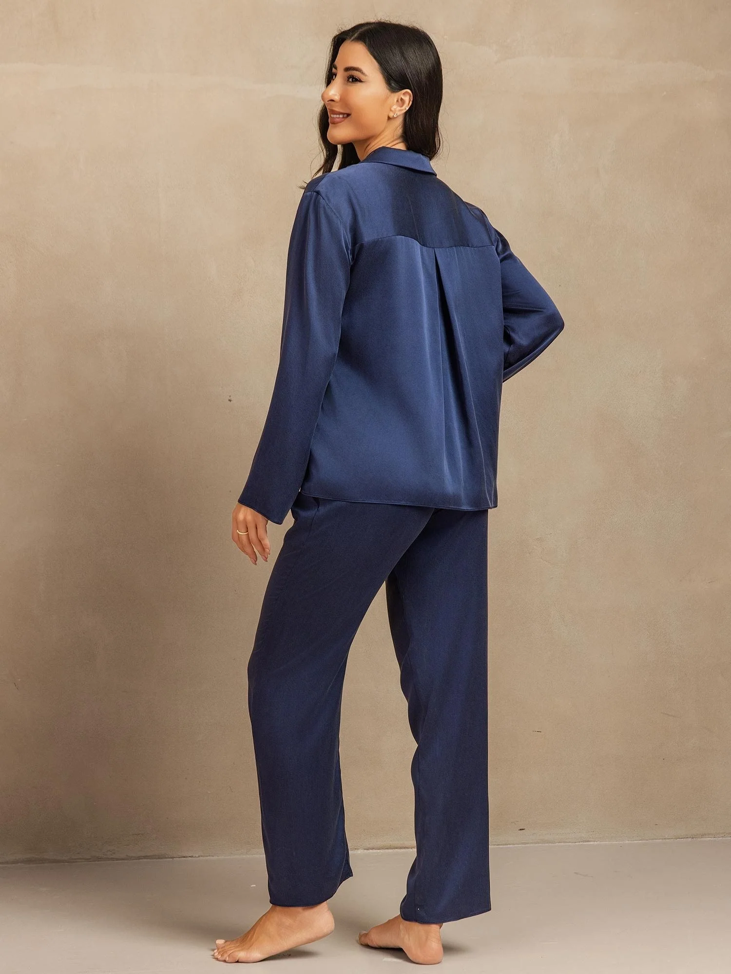 Clearance - 19Momme Washable Silk Long Sleeve Notch Collar Women's Pajamas Set - Image 10