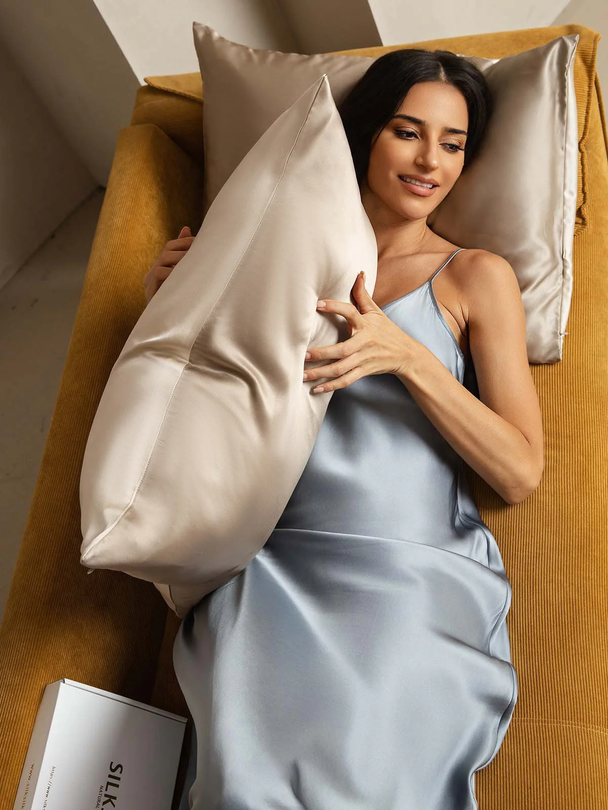 22Momme 100% Mulberry Silk Pillowcase - Envelope Closure - Image 110