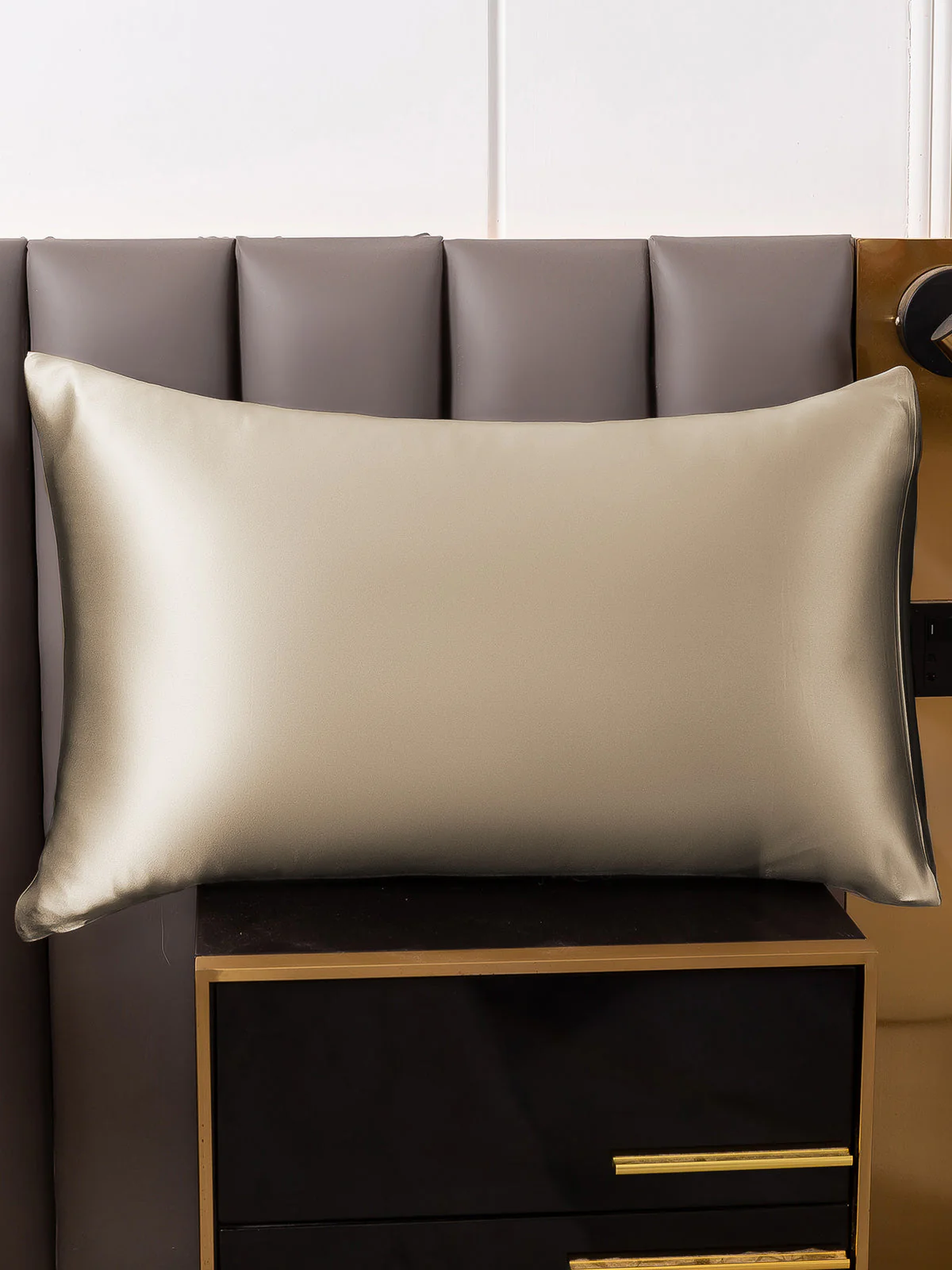 22Momme 100% Mulberry Silk Pillowcase - Envelope Closure - Image 57