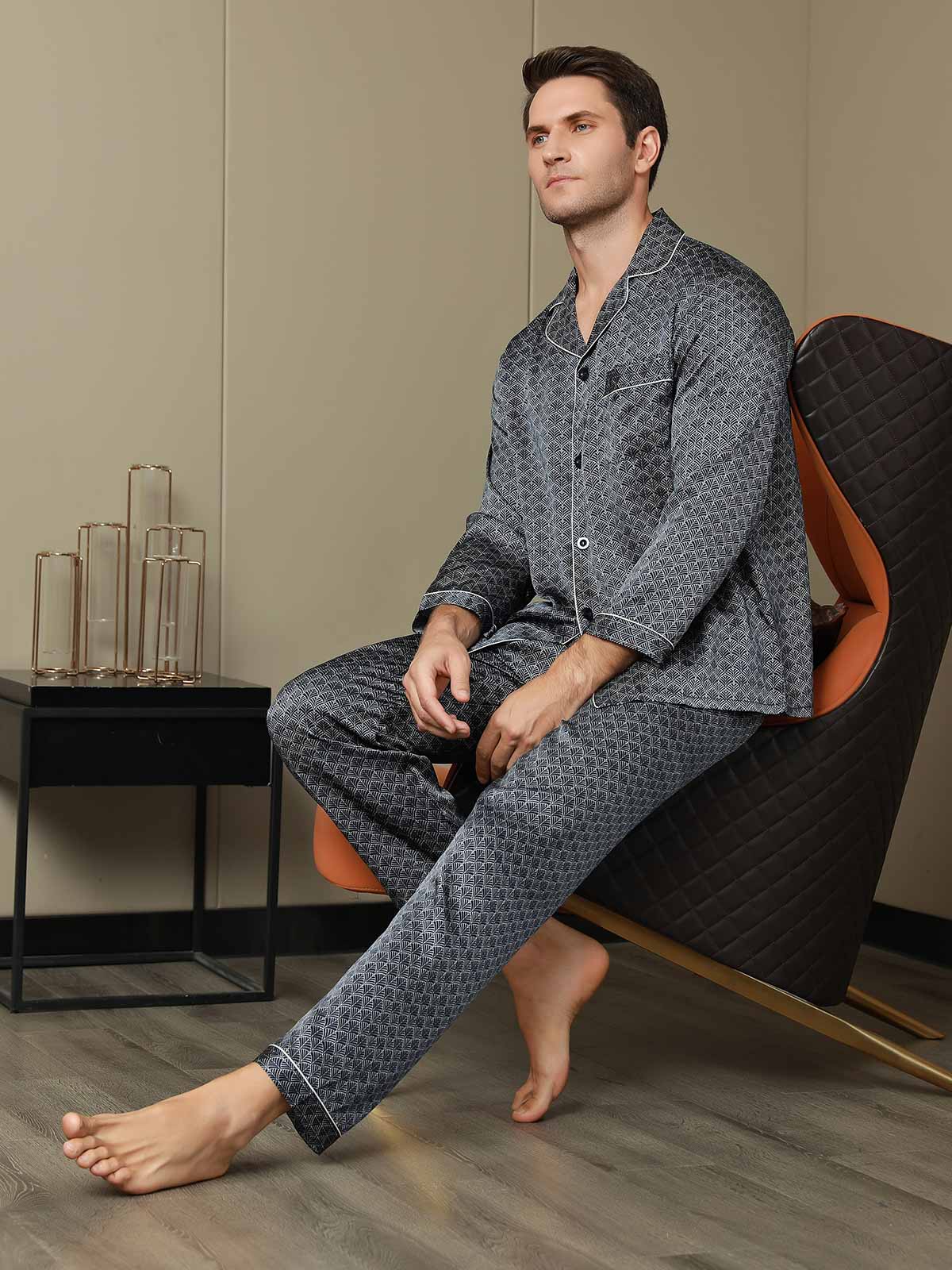 100% Mulberry Silk Ginkgo Print Long Sleeve Men's Pajamas Set With Pants - Image 3