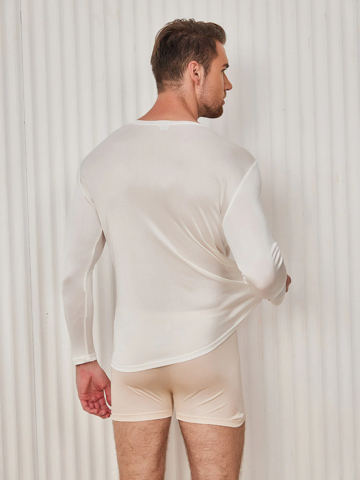 Mens Fashion Silk Long Sleeve Crewneck Tee - Image 12