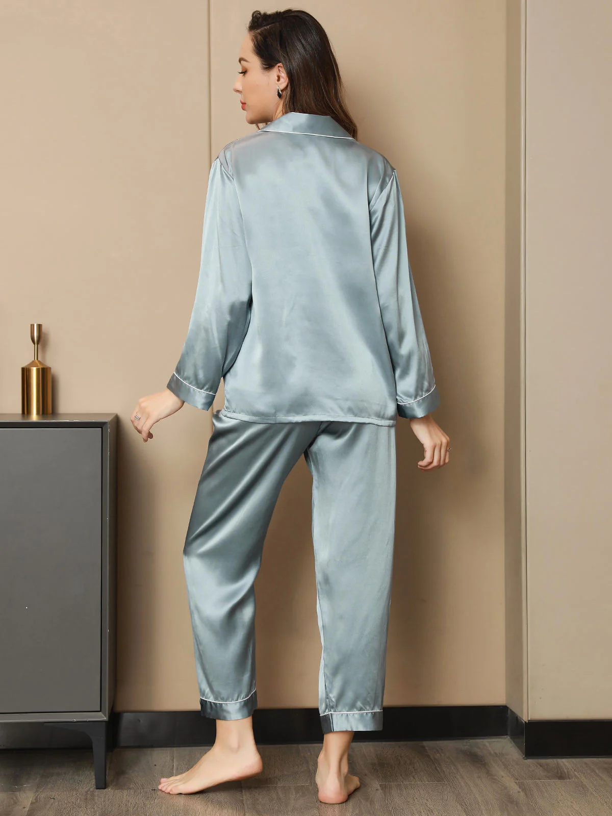 Women's 100% Mulberry Silk Long Sleeve Notch Collar Pajamas Set - Image 39