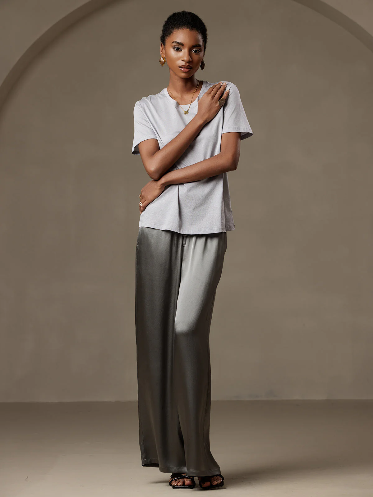 100% Mulberry Silk Wide Leg Women's Pants with Elastic Waist Design - Image 5