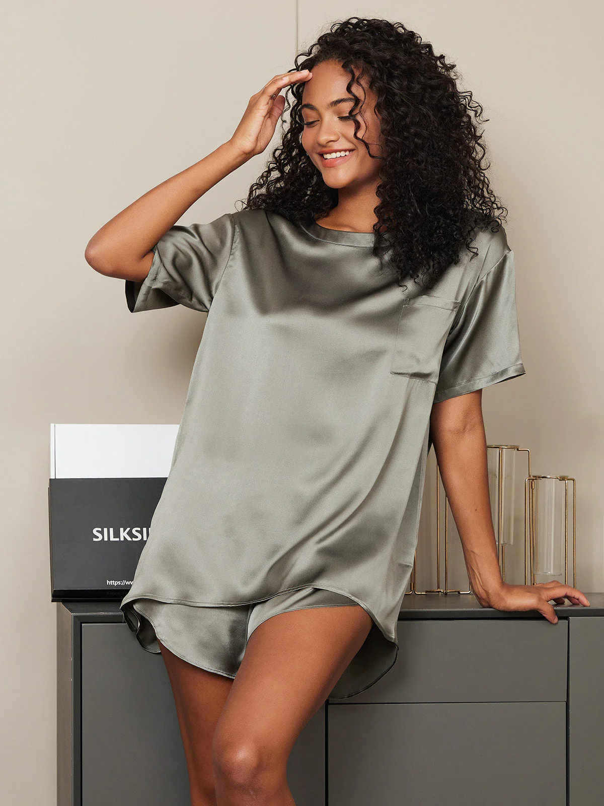 100% Mulberry Silk Short Sleeve Round Neck Womens Sleep Tee (Shorts Not Included) - Image 4