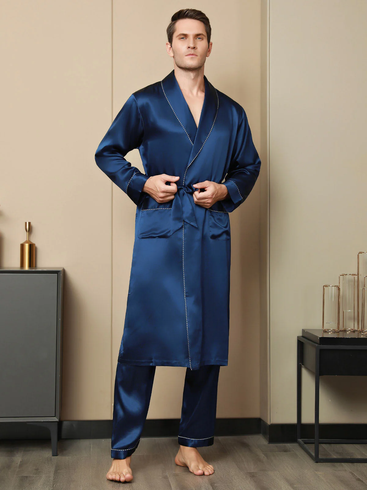 100% Mulberry Silk Contrast Piping Shawl Collar Men's Robe (Without Pants) - Image 4