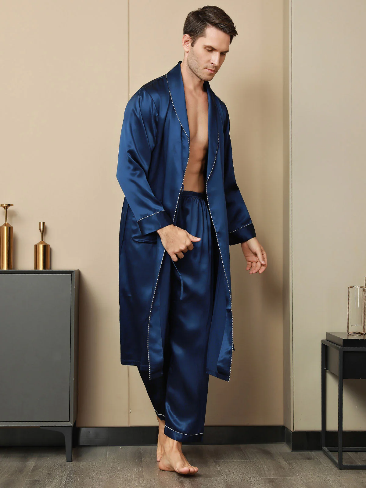 100% Mulberry Silk Contrast Piping Shawl Collar Men's Robe (Without Pants) - Image 9