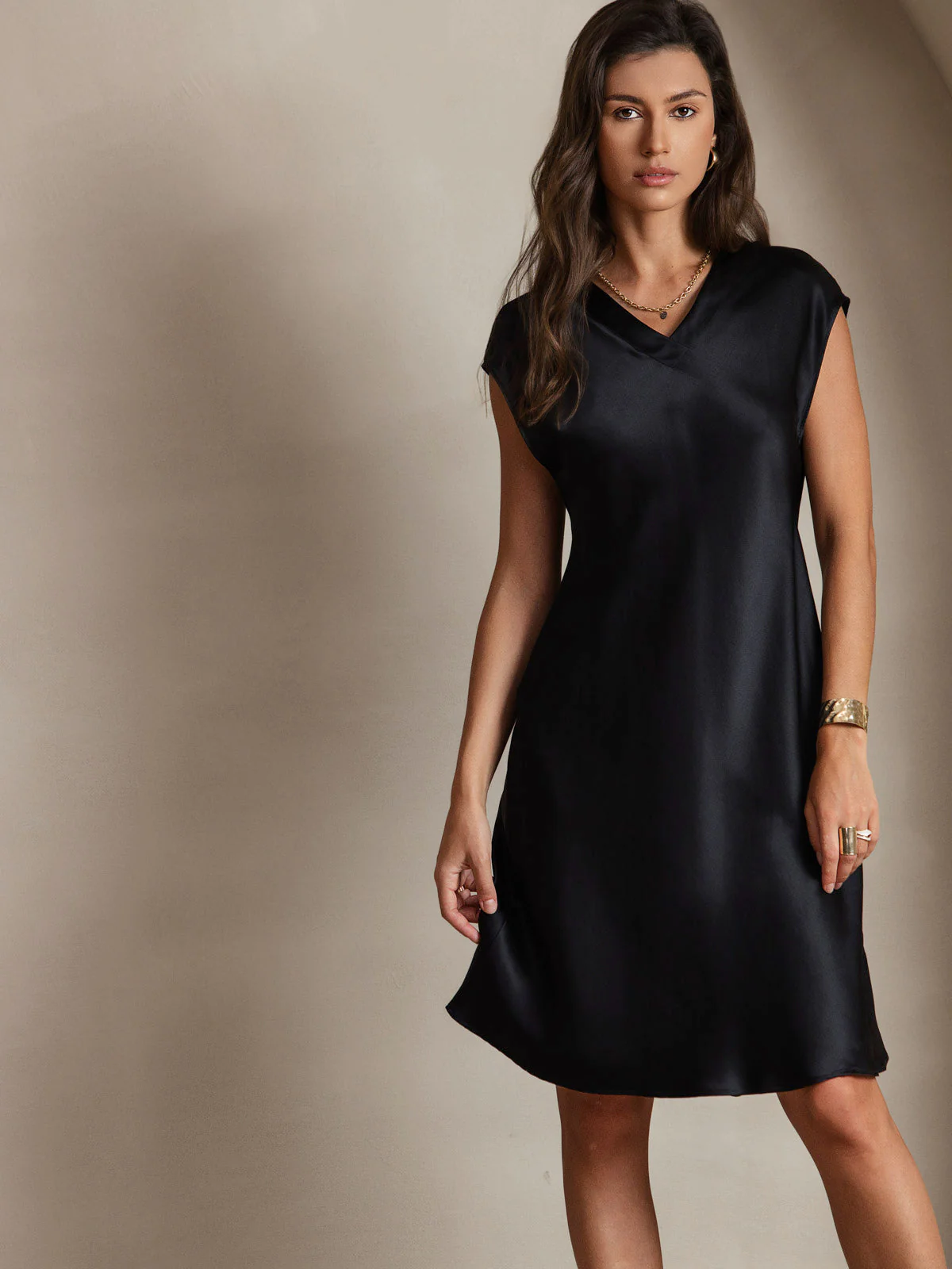 100% Mulberry Silk Cap Sleeve V Neck Knee Dress - Image 21