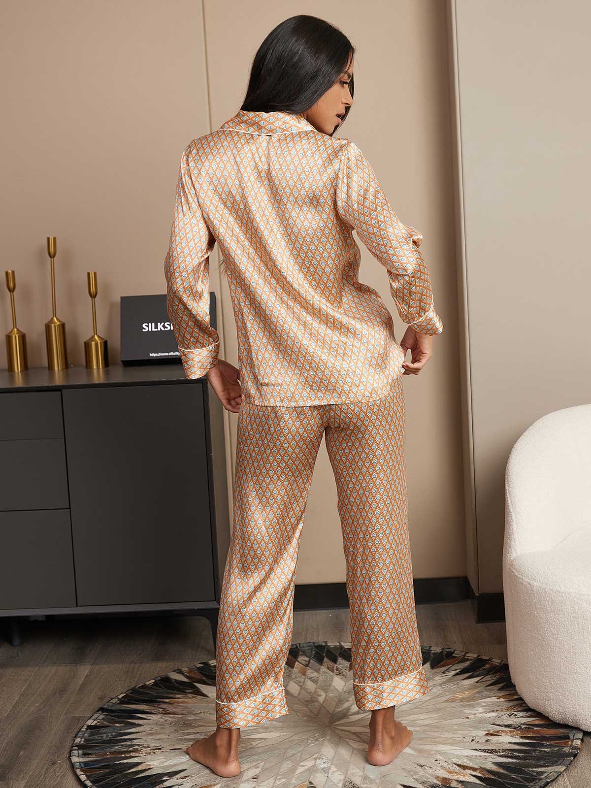 Women's 100% Mulberry Silk Geometric Print Long Sleeve Pajamas Set With Pants - Image 2