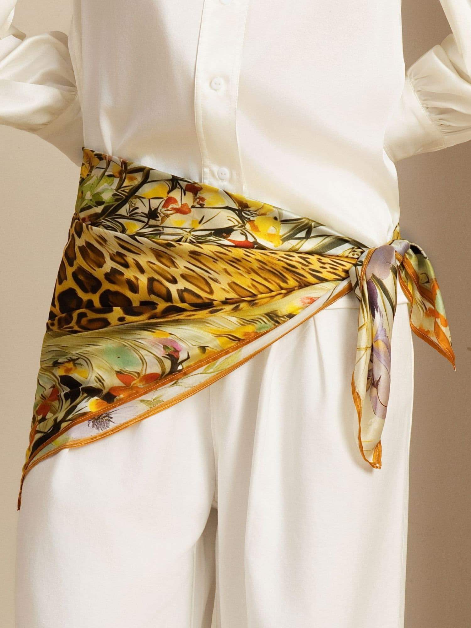 100% Mulberry Silk Leopard & Floral Scarf - Size 90x90cm - Image 4