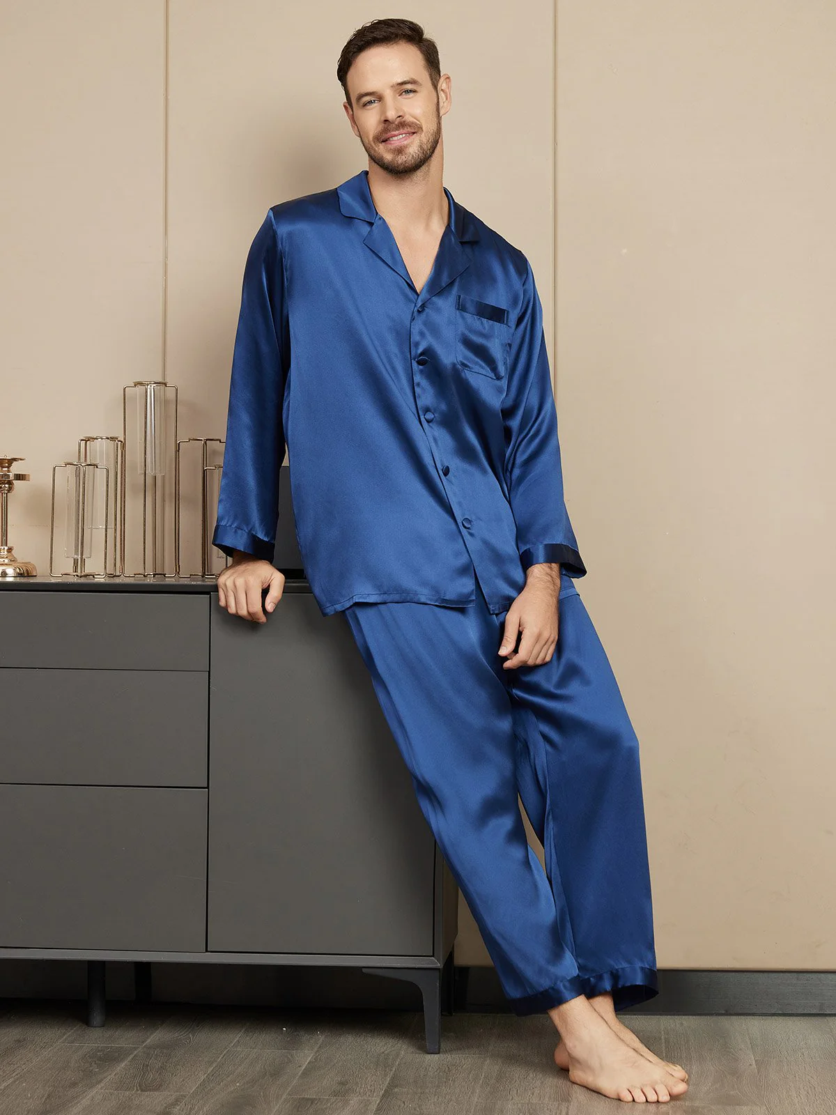 Clearance - Pure Silk Long Sleeve Men's Pajamas Set - Image 4