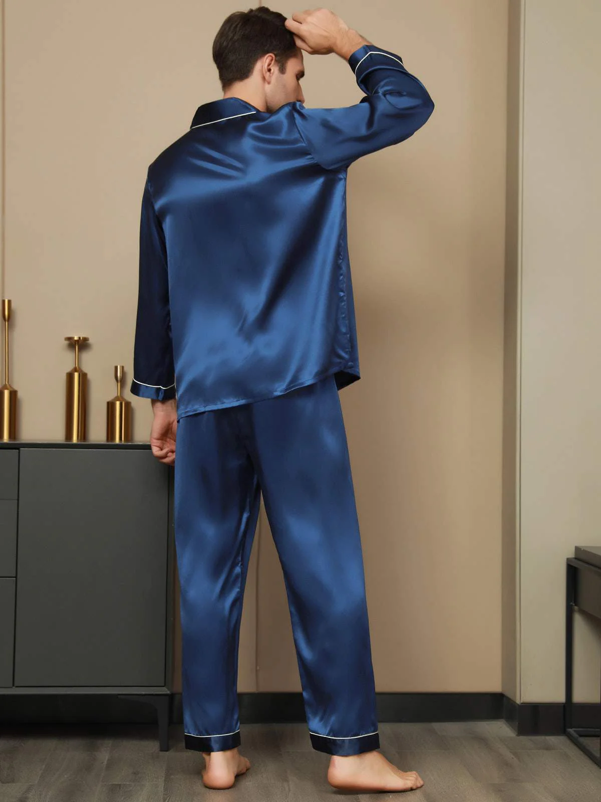 100% Mulberry Silk Long Sleeve Men's Pajamas Set - Image 4