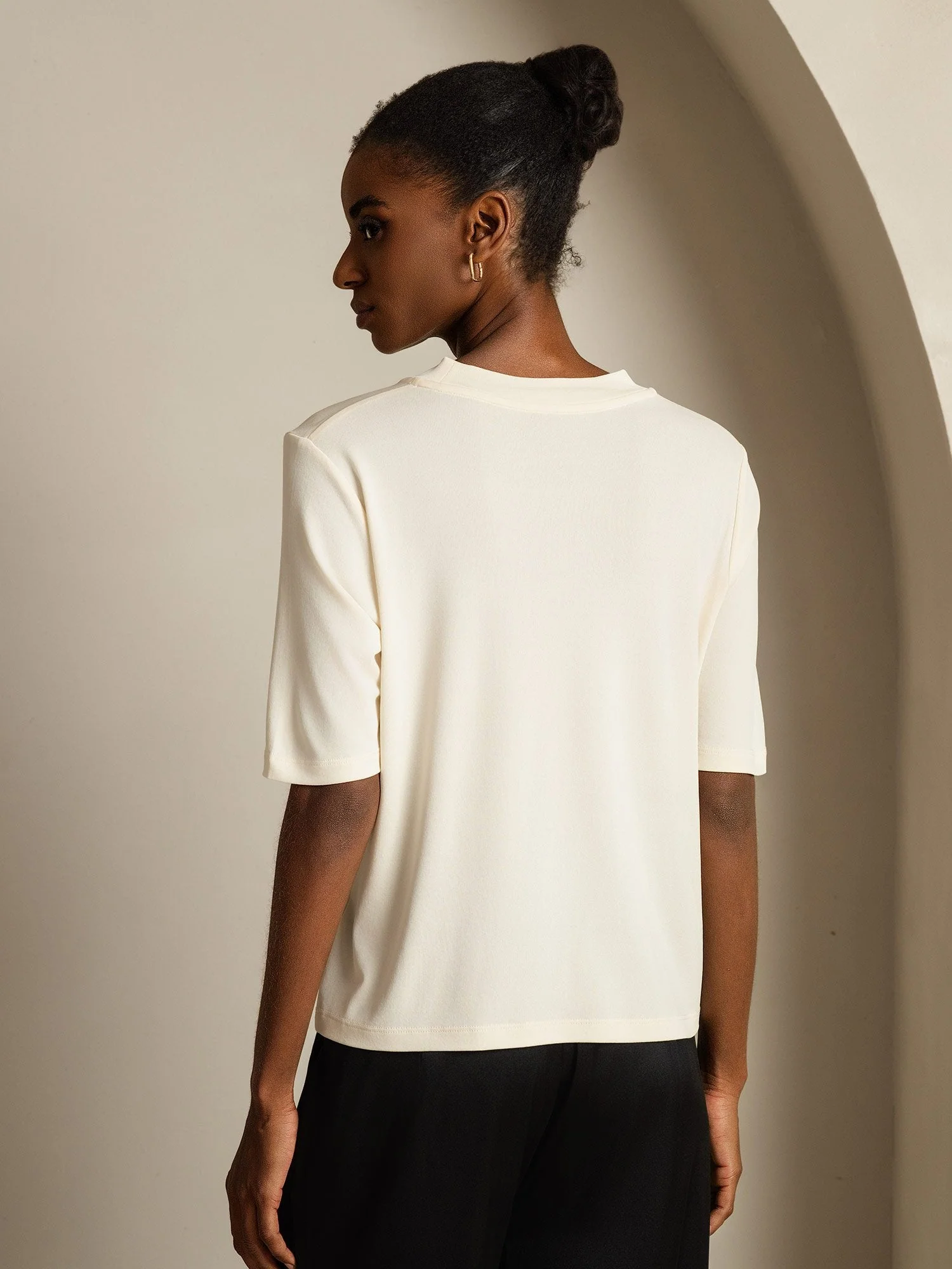 Women's 100% Mulberry Silk Half Sleeve Round Neck T-Shirt - Image 9