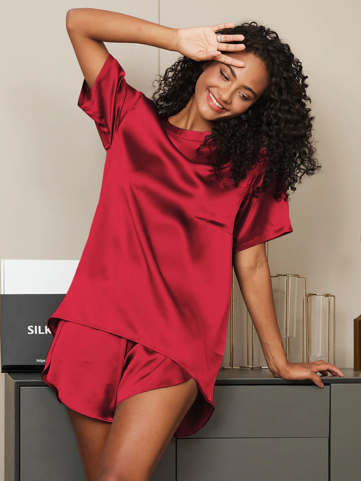 100% Mulberry Silk Short Sleeve Round Neck Women's Pajamas Set - Image 56