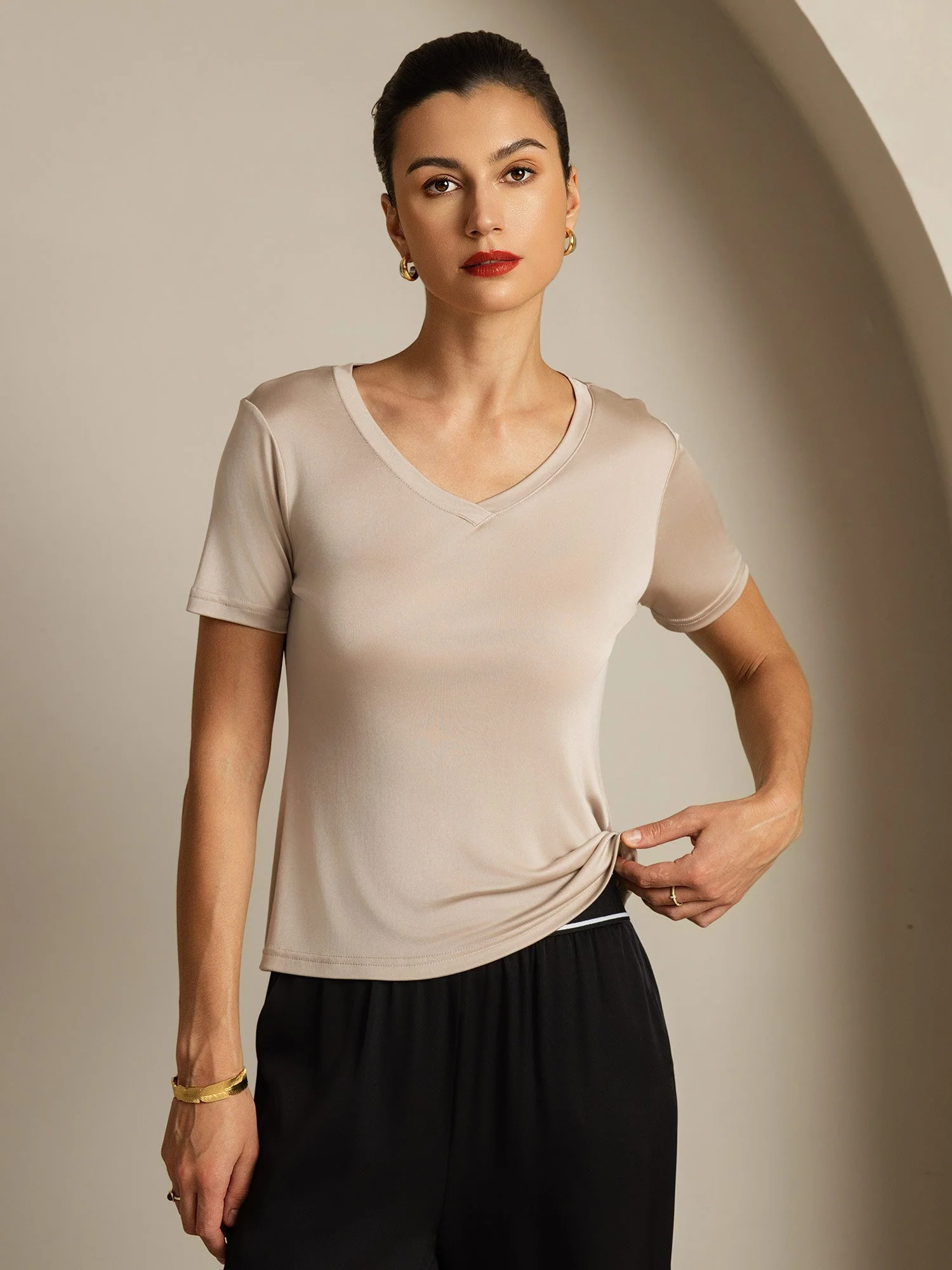 Clearance - Pure Silk V-Neck Short Sleeves Women's T-Shirt - Image 19
