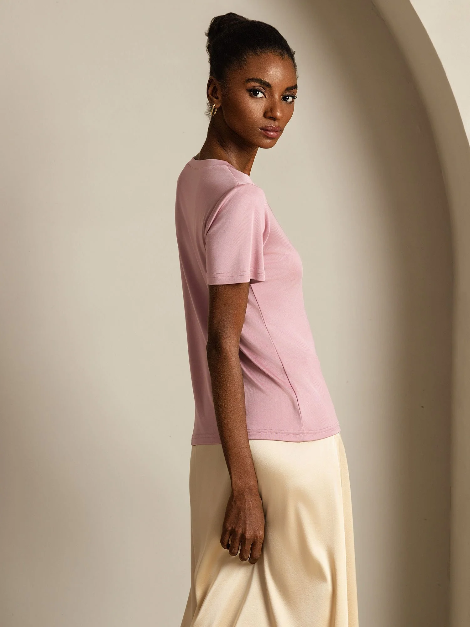 Clearance - Pure Silk V-Neck Short Sleeves Women's T-Shirt - Image 30