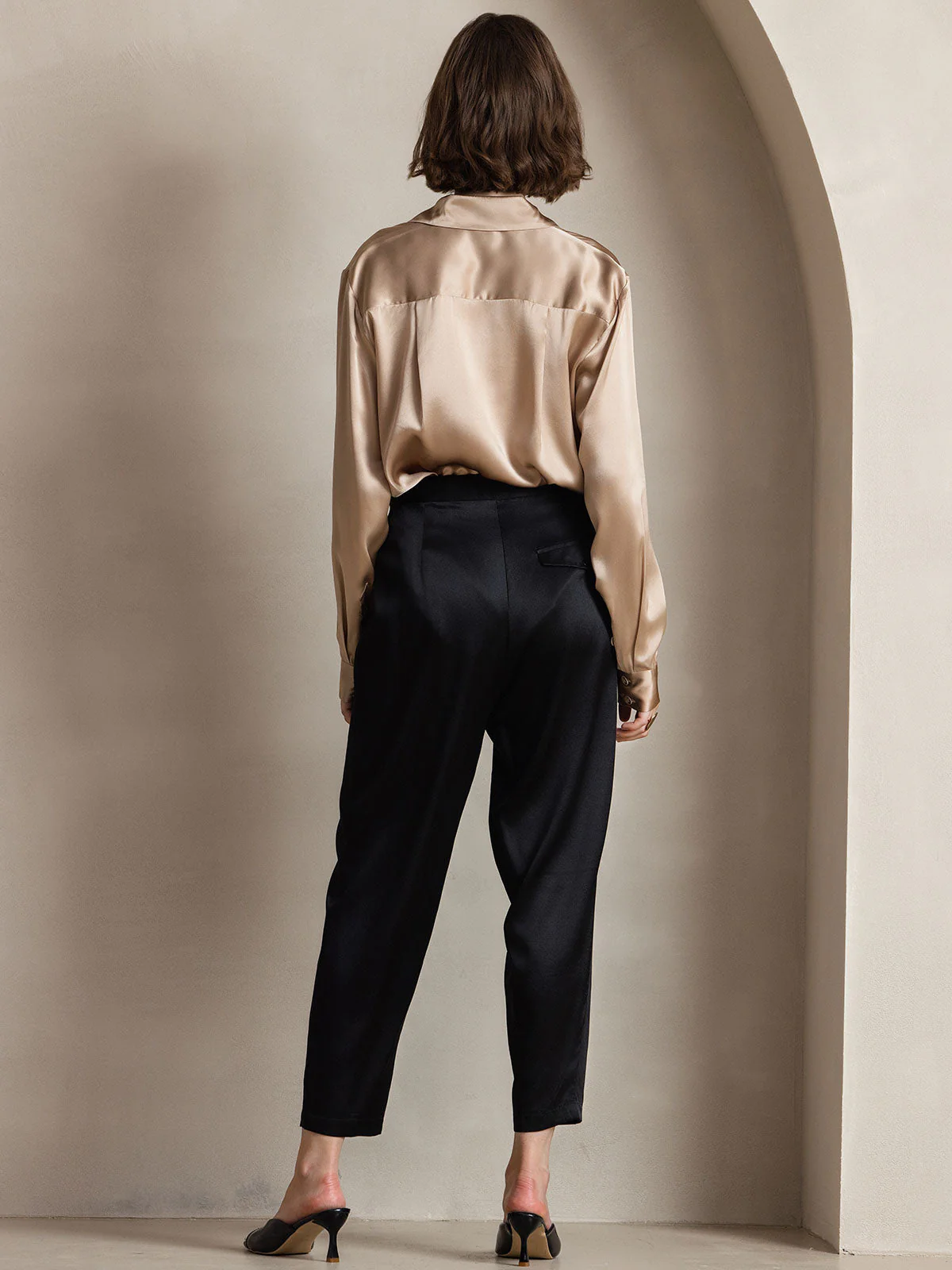 19Momme Silk Long Sleeve Lapel Collar Women's Shirt - Image 4