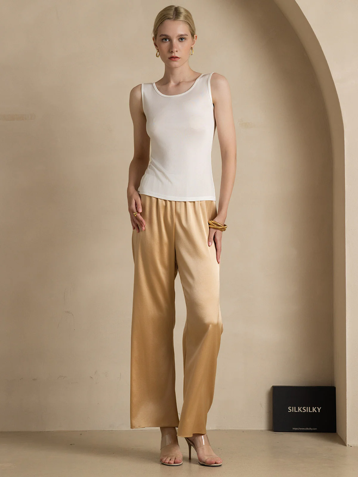 100% Mulberry Silk Sleeveless Round Neck Women's Tank Top - Image 12