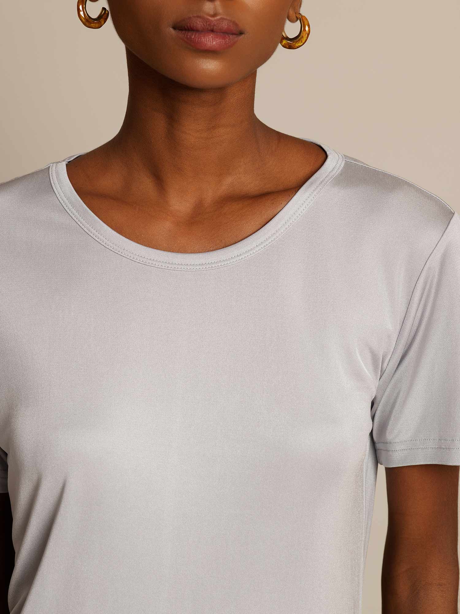 100% Mulberry Silk Short Sleeve Women's T-Shirt - Image 4