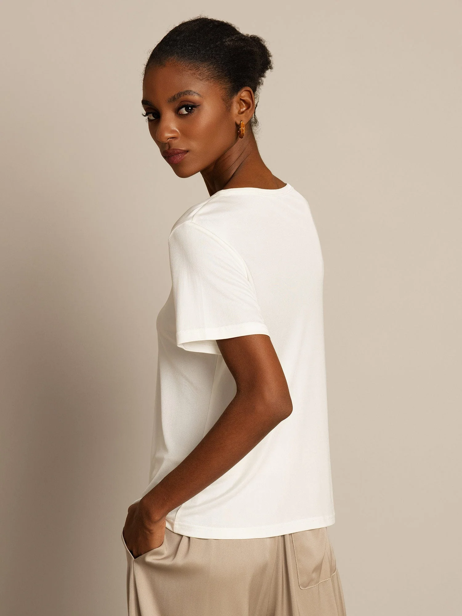 100% Mulberry Silk Short Sleeve Women's T-Shirt - Image 9