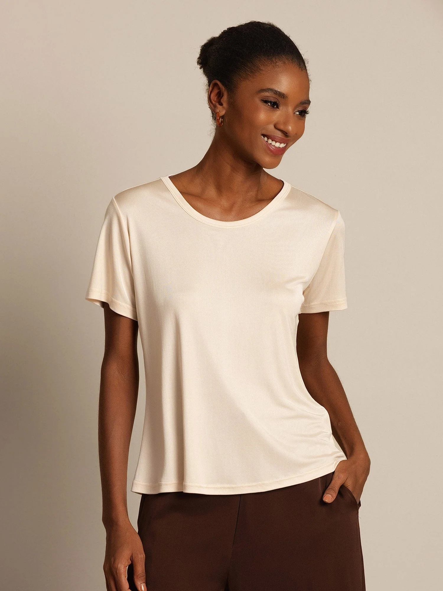 Clearance - Silk Jersey Short Sleeve Round Neck Women's T-Shirt - Image 21