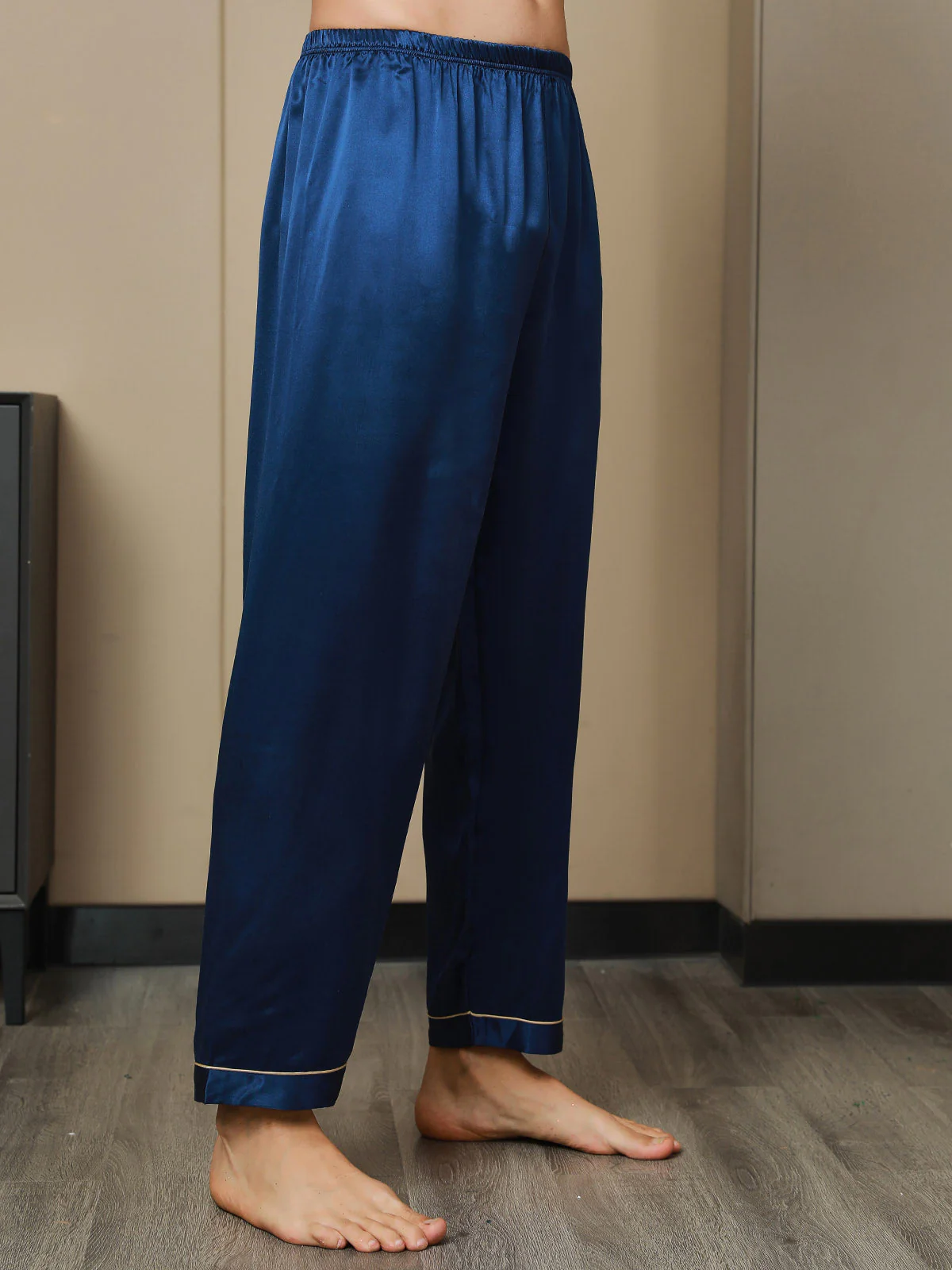 100% Mulberry Silk Men's Pajama Pants With Elastic Waist - Image 5