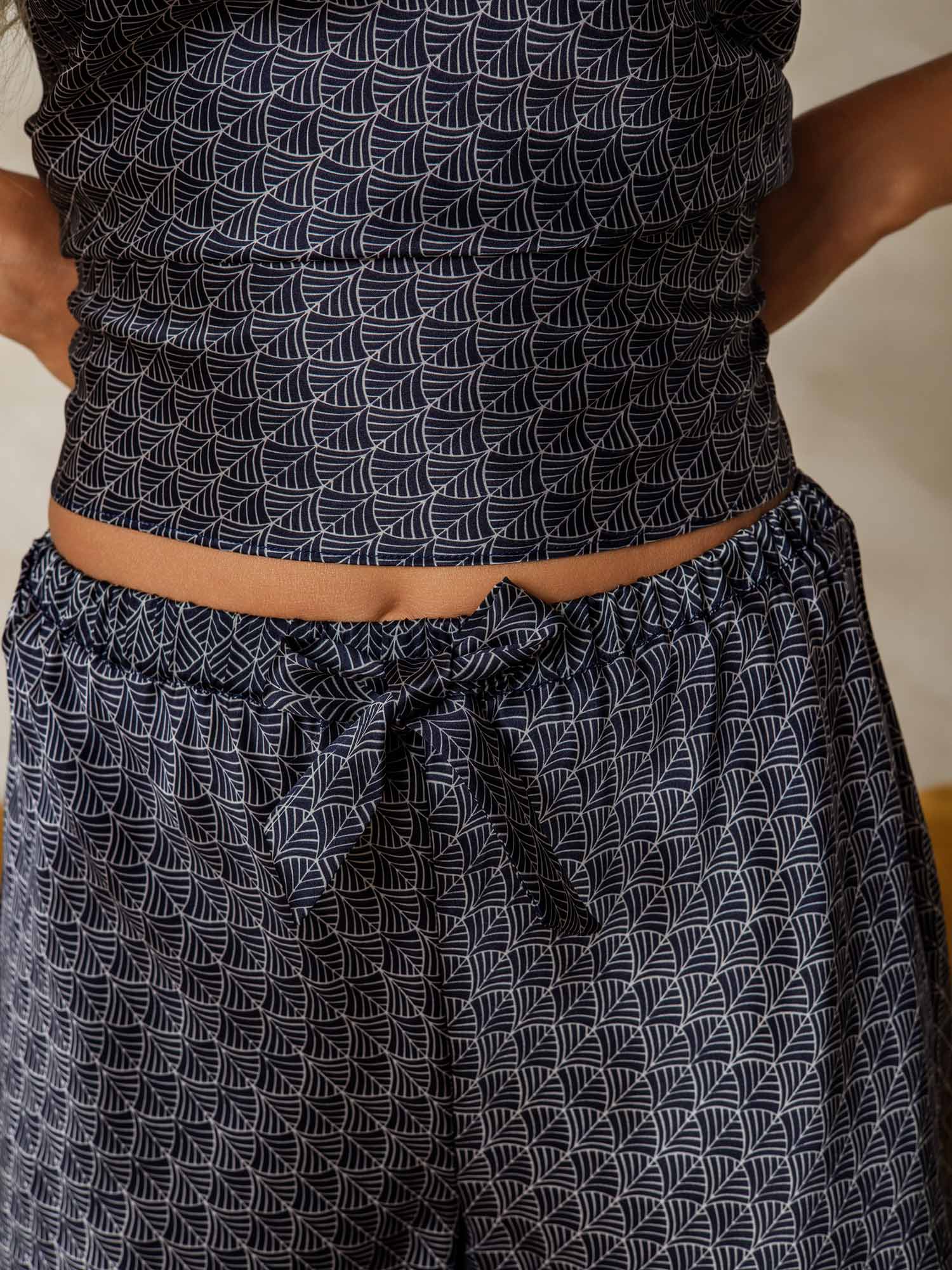 100% Mulberry Silk Navy Ginkgo Print Spaghetti Strap V Neck Camisole Set - Image 6