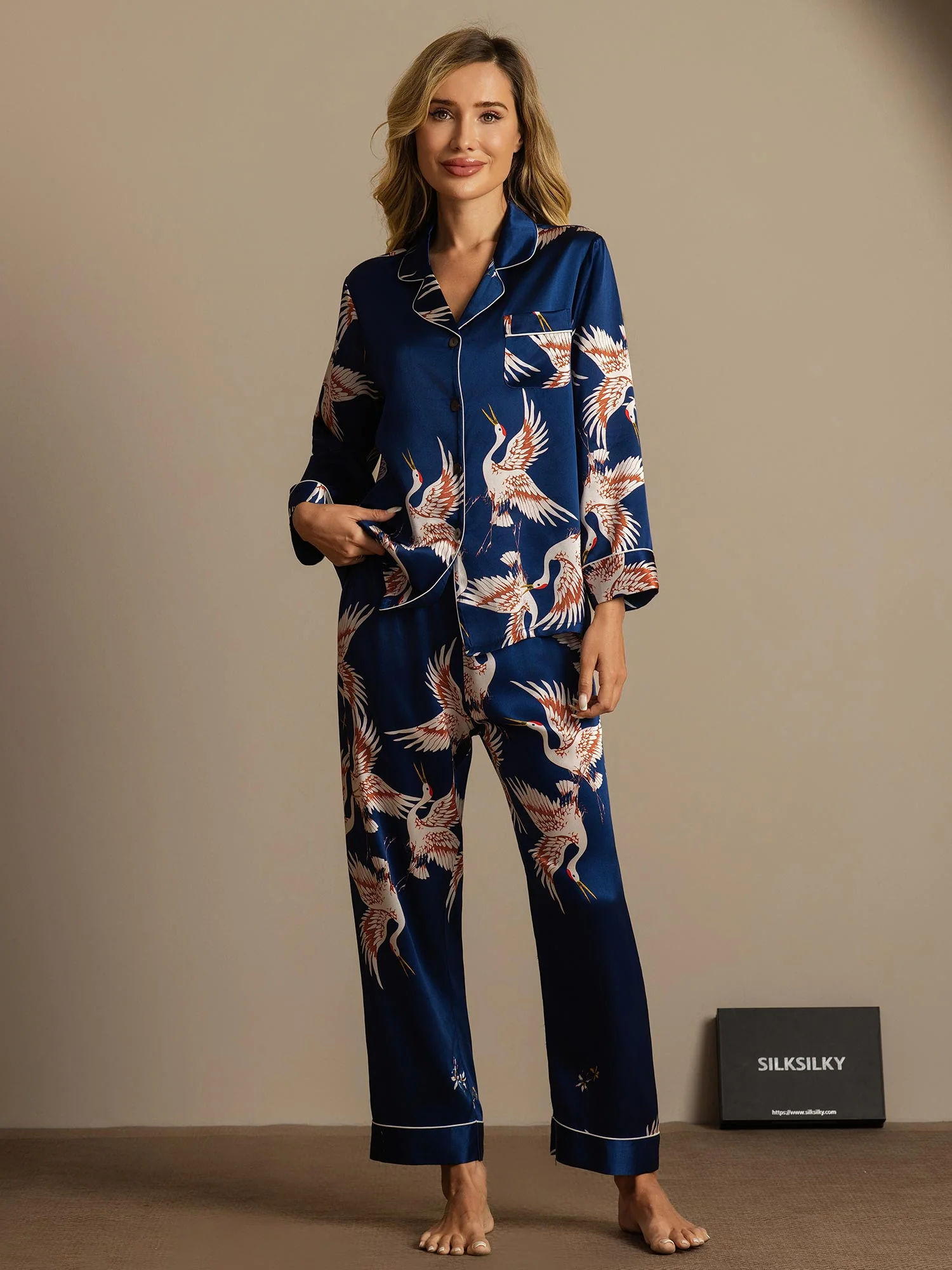 19Momme Women's 100% Mulberry Silk Crane Print Long Sleeve Notch Collar Pajamas Set - Image 15