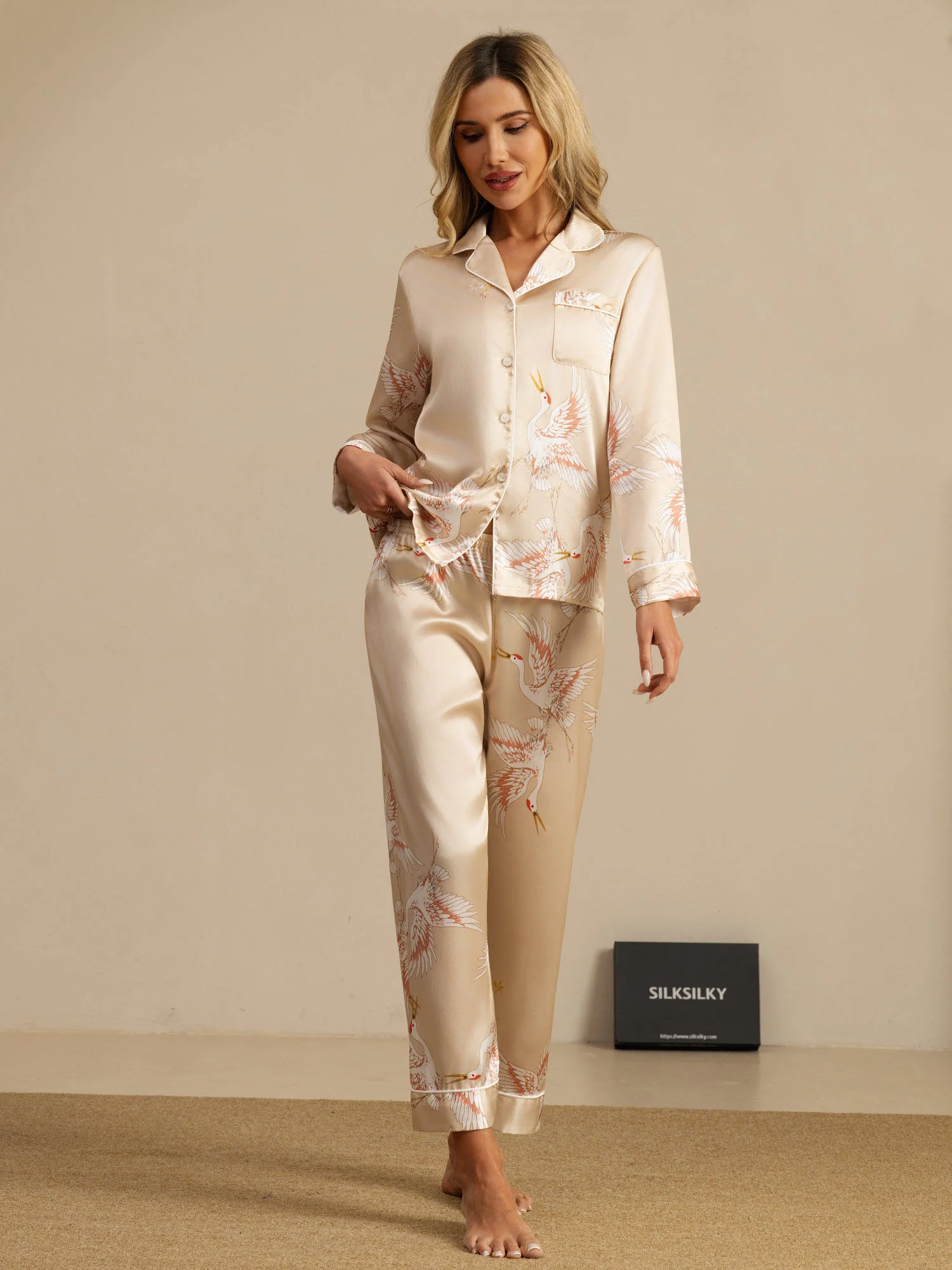 19Momme Women's 100% Mulberry Silk Crane Print Long Sleeve Notch Collar Pajamas Set - Image 42