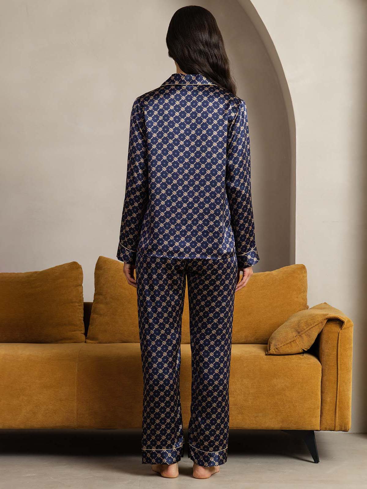 100% Mulberry Silk Chain Print Long Sleeve Lapel Collar Women's Pajamas Set - Image 3