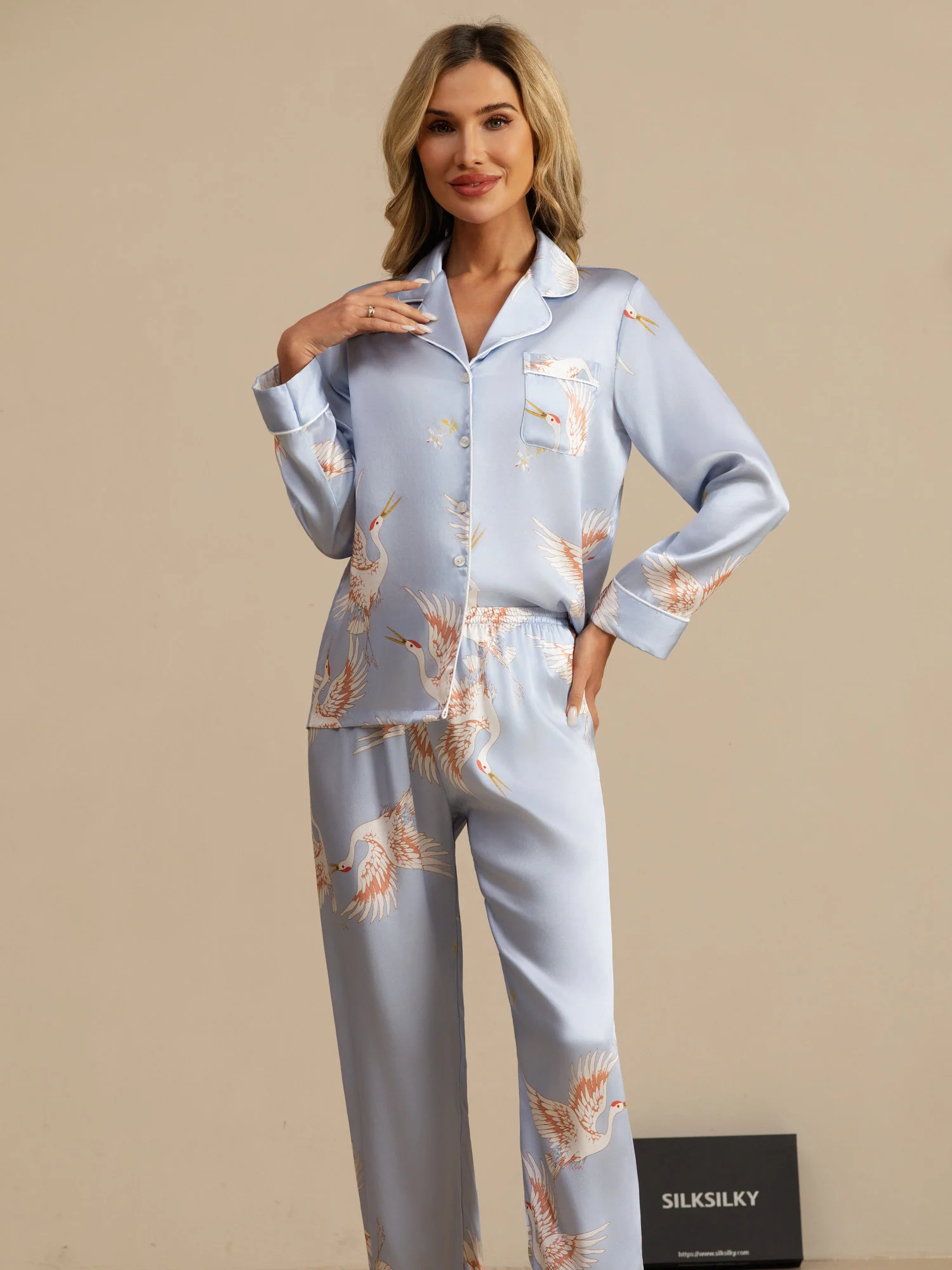 19Momme 100% Mulberry Silk Crane Print Women's Long Sleeve Notch Collar Pajamas Set - Image 25