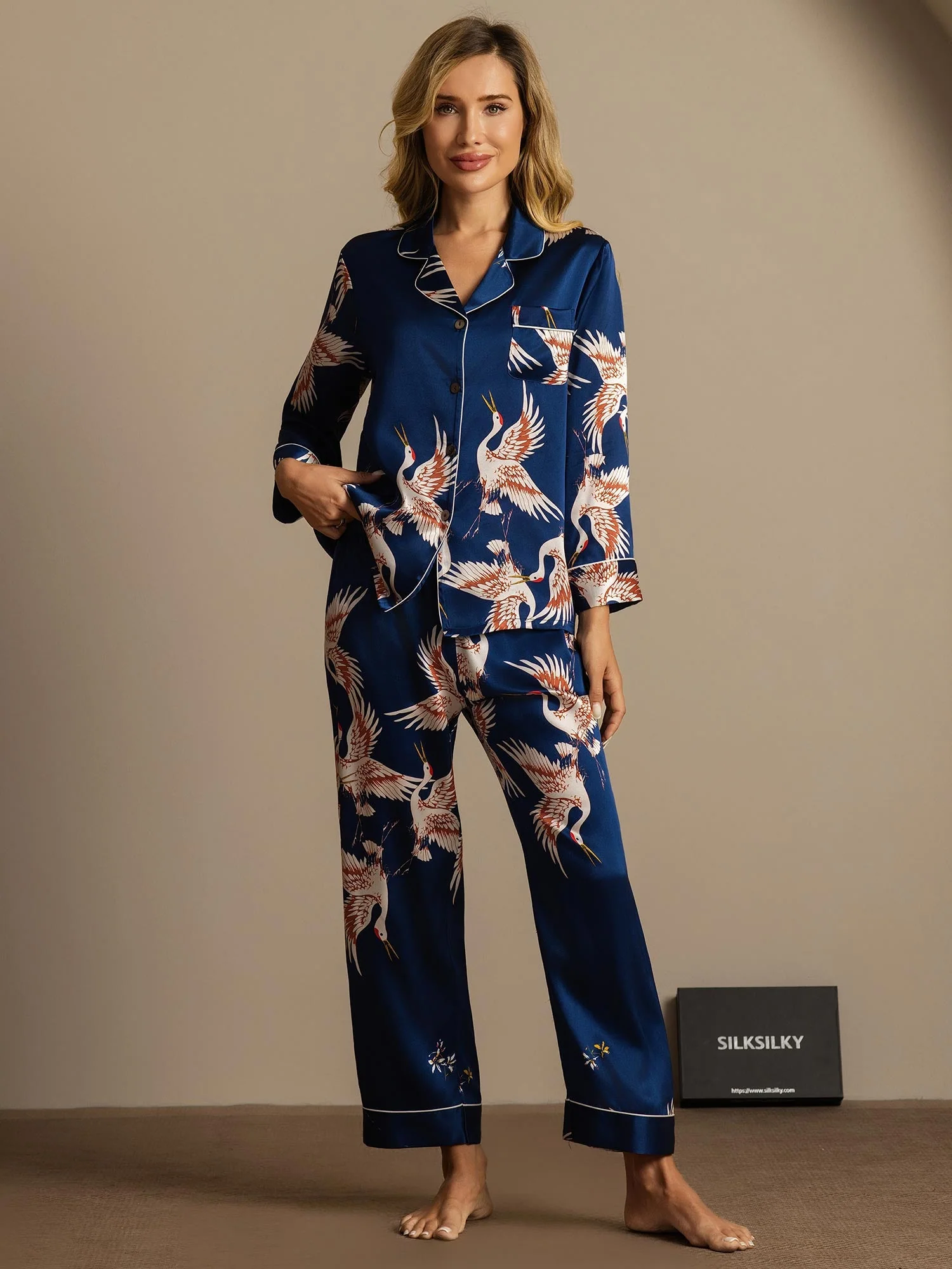 19Momme 100% Mulberry Silk Crane Print Women's Long Sleeve Notch Collar Pajamas Set - Image 40