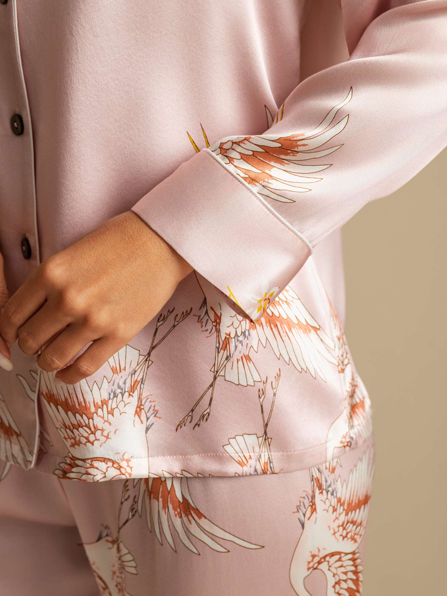 19Momme 100% Mulberry Silk Crane Print Women's Long Sleeve Notch Collar Pajamas Set - Image 5